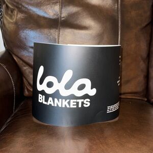Lola Blankets Branded Packaging - Black & White